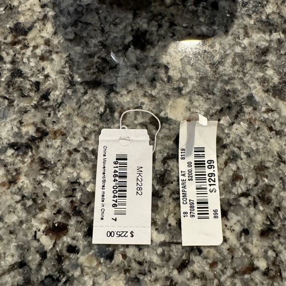 Michael Kors Watch - Picture 11 of 11